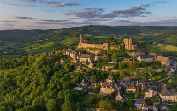 À la rencontre de la Fondation du patrimoine à la Collégiale et au Château de Turenne