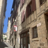 LA COUR DES ARTS