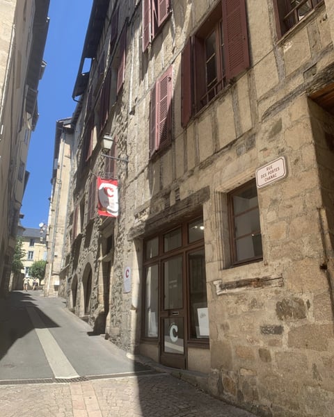 LA COUR DES ARTS